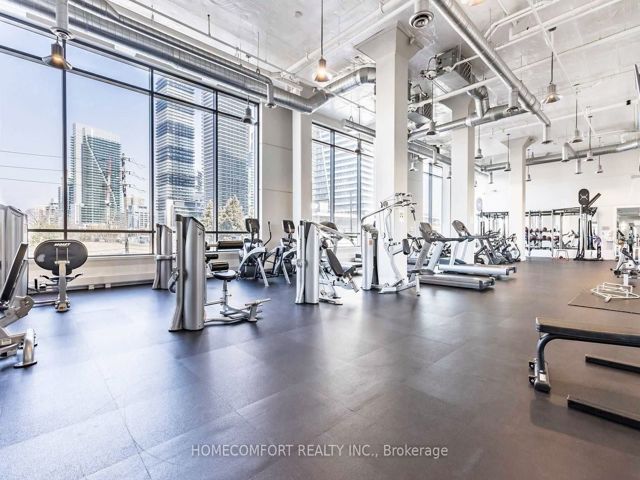 902 - 2200 Lake Shore Blvd W