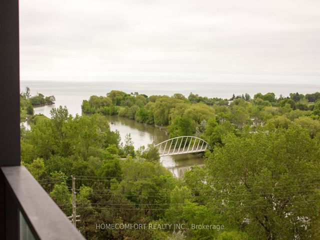 902 - 2200 Lake Shore Blvd W