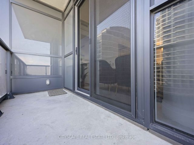 2202 - 30 Gibbs Rd