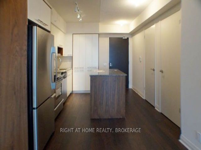 1708 - 5 Valhalla Inn Rd