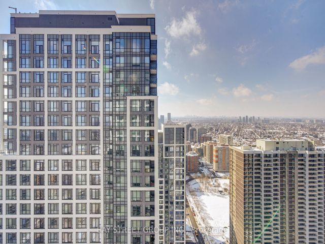 4032 - 5 Mabelle Ave
