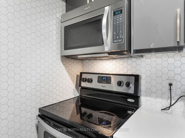 705 - 6 Eva Rd