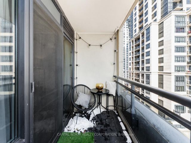 705 - 6 Eva Rd
