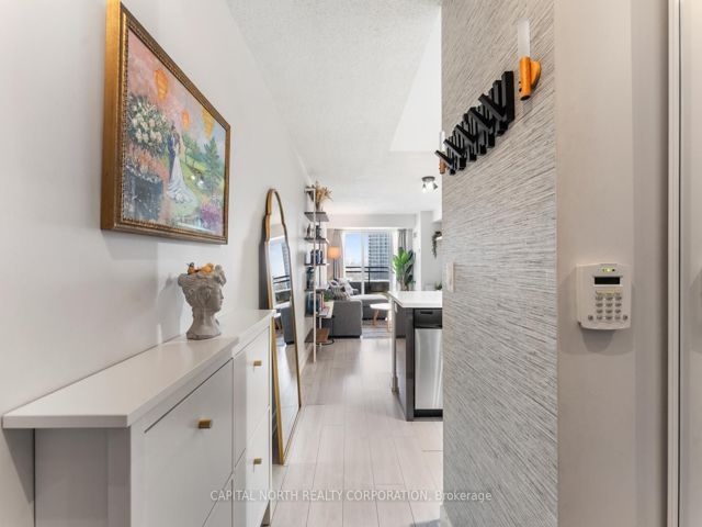 705 - 6 Eva Rd