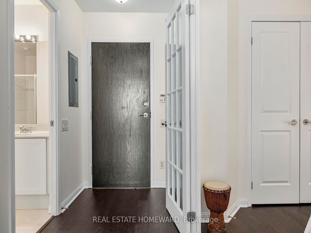 2107 - 15 Windermere Ave