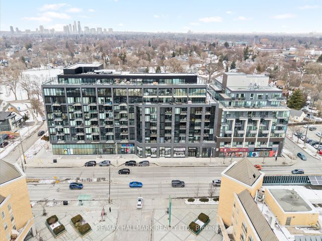PH807 - 7 Smith Cres
