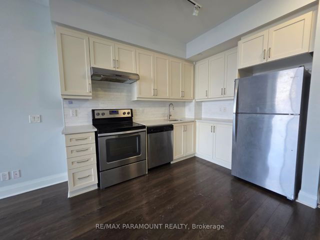 1410 - 15 Zorra St