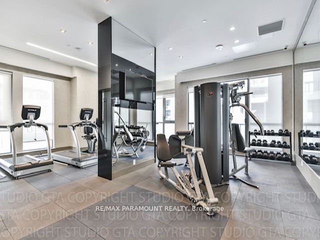 1410 - 15 Zorra St