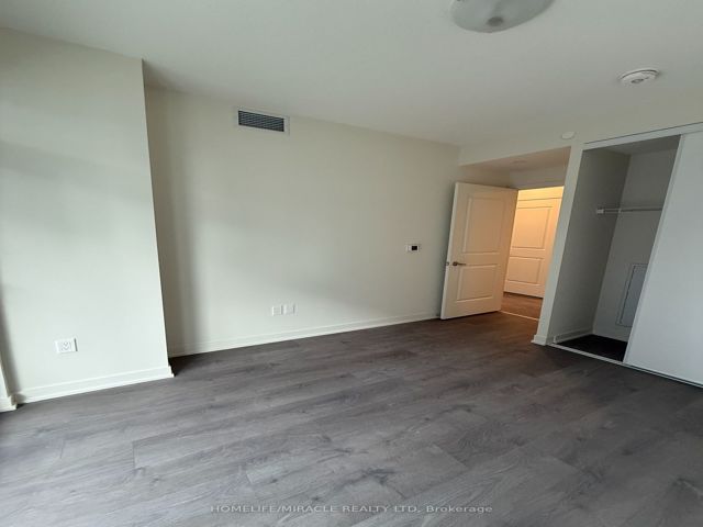611 - 38 Annie Craig Dr
