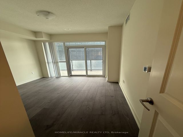 611 - 38 Annie Craig Dr