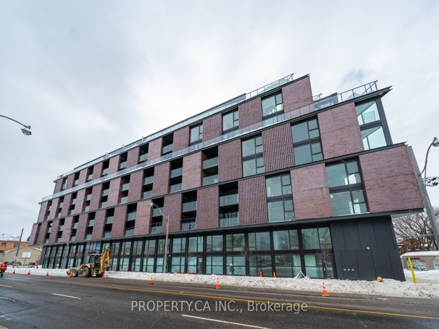 407 - 2625 Dundas St W
