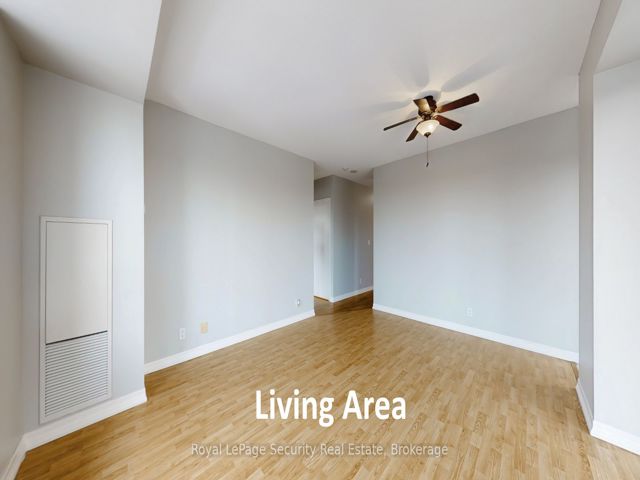 #204 - 38 Fontenay Crt
