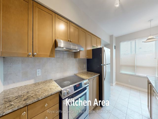 #204 - 38 Fontenay Crt