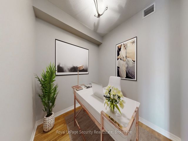 #204 - 38 Fontenay Crt
