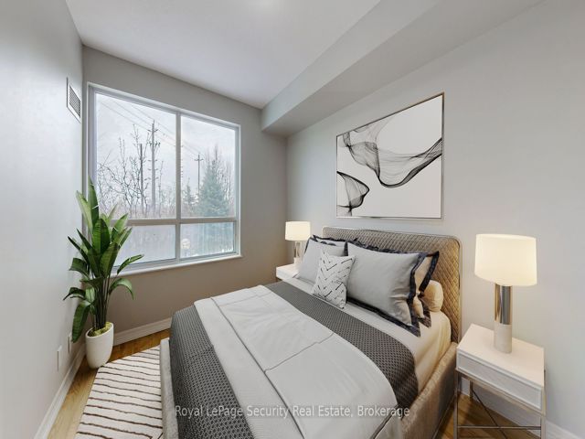#204 - 38 Fontenay Crt