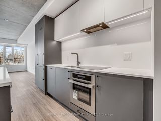214 - 689 The Queensway