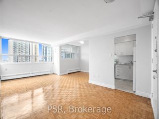 1211 - 1442 Lawrence Ave W