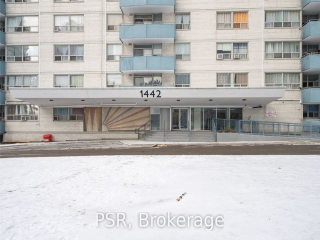 1211 - 1442 Lawrence Ave W