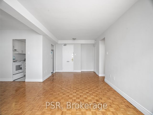 1211 - 1442 Lawrence Ave W