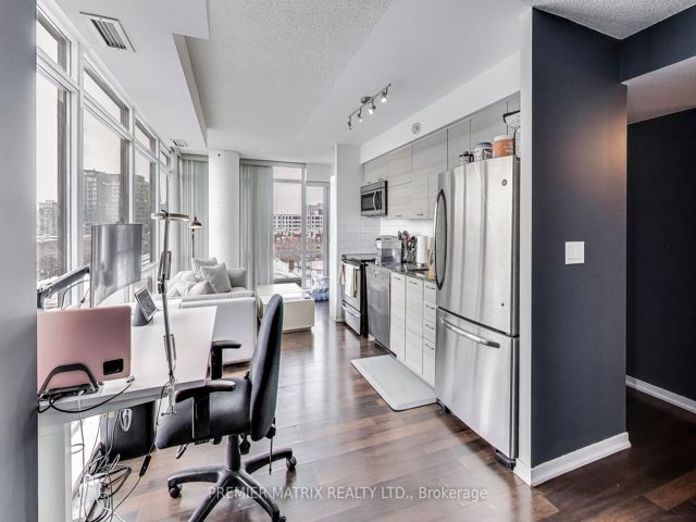618 - 20 Joe Shuster Way