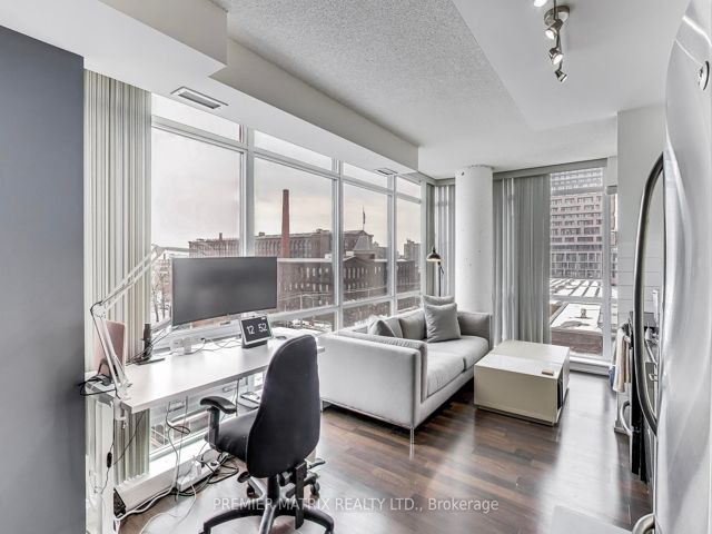 618 - 20 Joe Shuster Way
