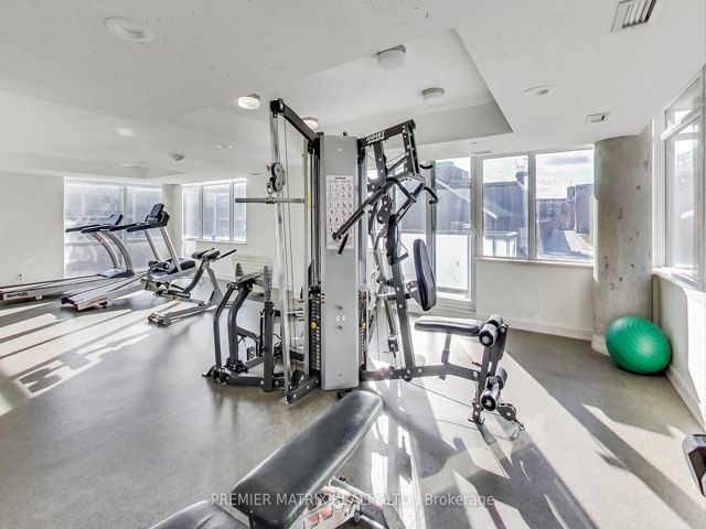 618 - 20 Joe Shuster Way