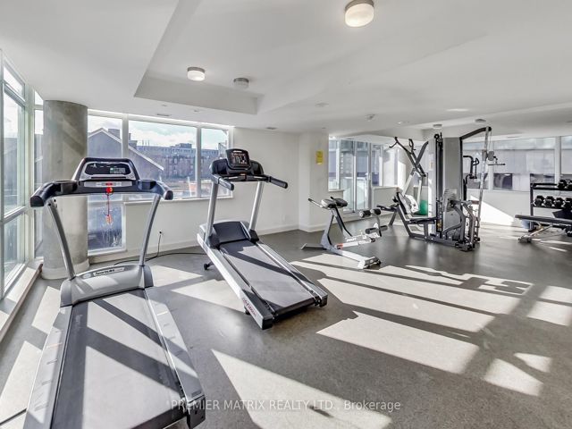 618 - 20 Joe Shuster Way