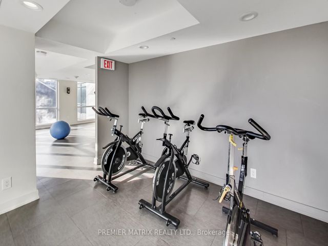 618 - 20 Joe Shuster Way