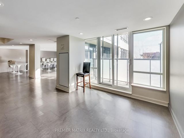 618 - 20 Joe Shuster Way
