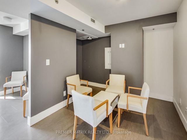 618 - 20 Joe Shuster Way
