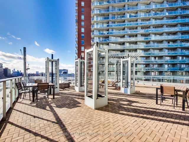 618 - 20 Joe Shuster Way