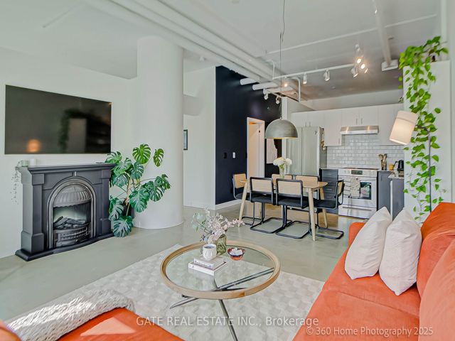 308 - 2 Fieldway Rd