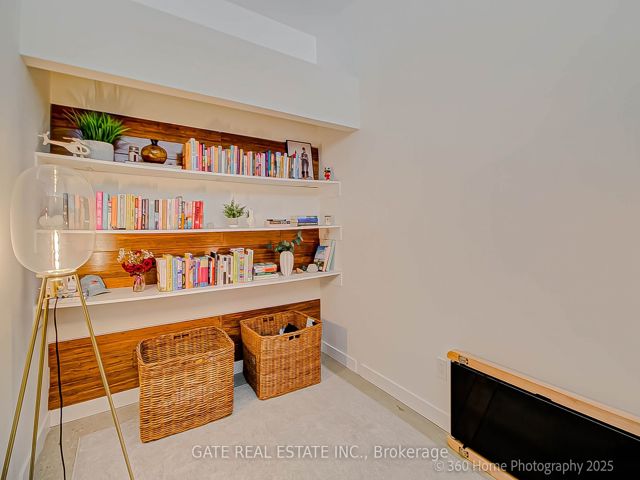 308 - 2 Fieldway Rd