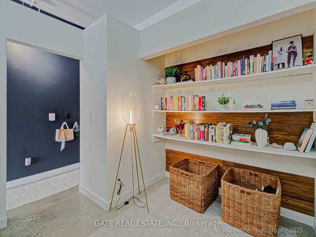 308 - 2 Fieldway Rd