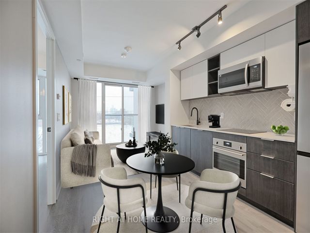 421 - 36 Zorra St