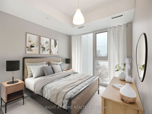 421 - 36 Zorra St
