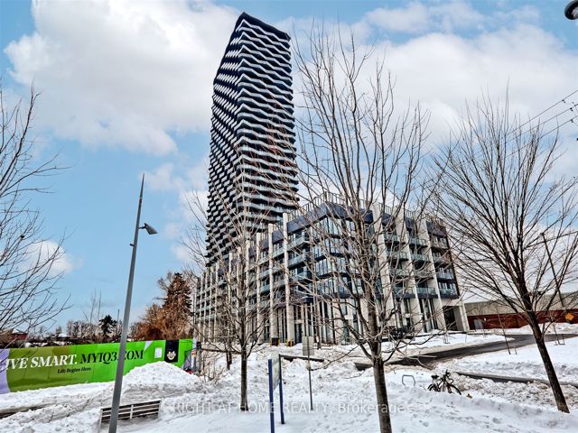 421 - 36 Zorra St