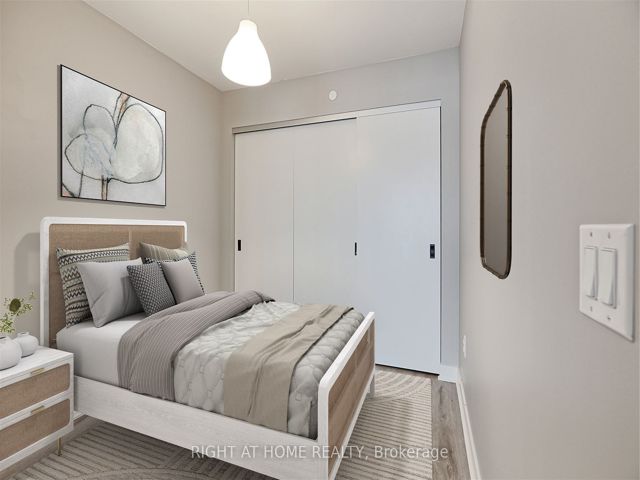 421 - 36 Zorra St