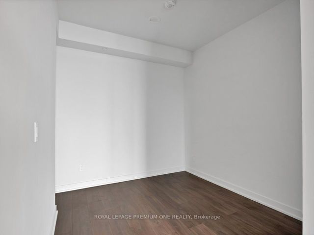 2701 - 1926 Lake Shore Blvd W