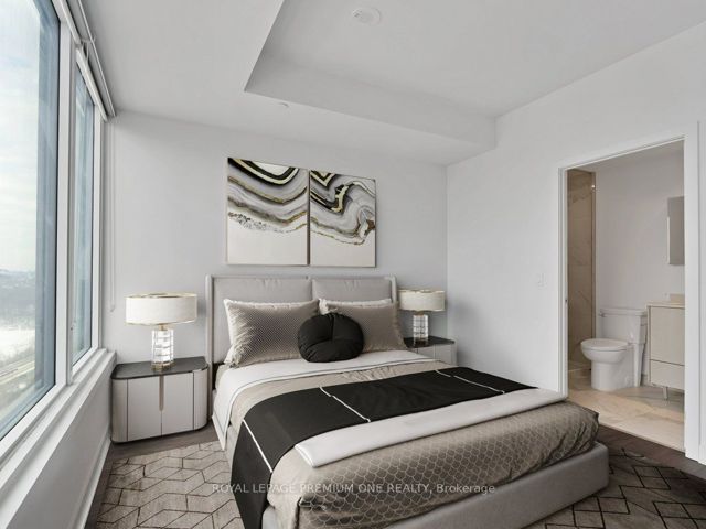 2701 - 1926 Lake Shore Blvd W