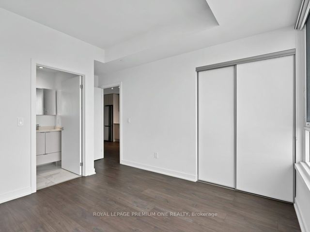 2701 - 1926 Lake Shore Blvd W