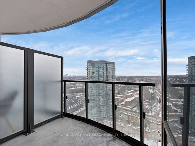 2701 - 1926 Lake Shore Blvd W