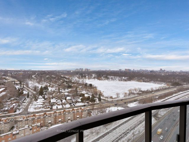 2701 - 1926 Lake Shore Blvd W