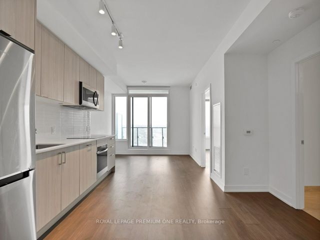 2701 - 1926 Lake Shore Blvd W