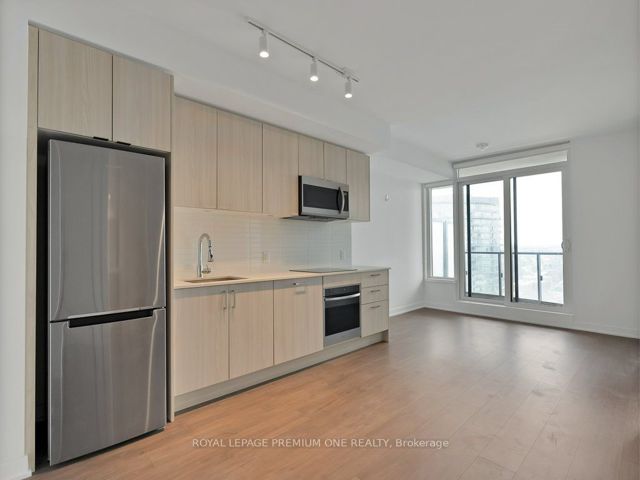 2701 - 1926 Lake Shore Blvd W