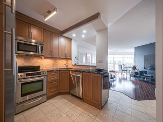 707 - 2267 Lakeshore Blvd W