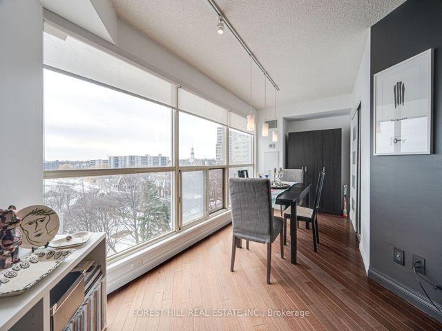 707 - 2267 Lakeshore Blvd W
