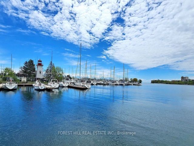 707 - 2267 Lakeshore Blvd W