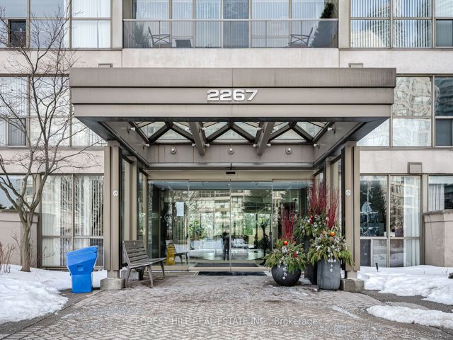 707 - 2267 Lakeshore Blvd W