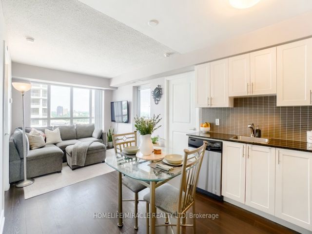 1324 - 2 Eva Rd